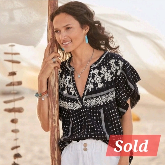 Sundance Tops - Sundance Electra Top Black Gauze Boho Embroidered Raw Edge Sleeves Sz M